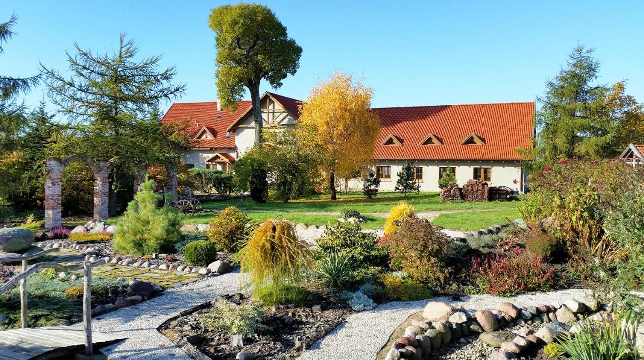 Dom Uzdrowisko Hotell Tolkmicko Exteriör bild